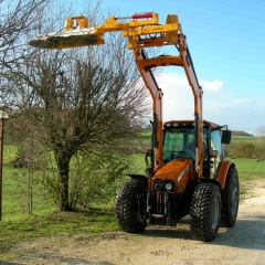 Pruning blade unit Kirogn adaptable to tractor