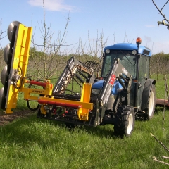 Kirogn pruning blade unit on loader